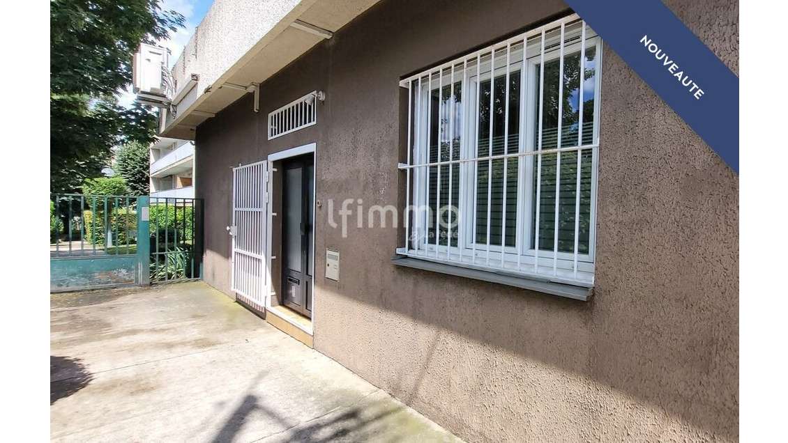 Vente murs cabinet dentaire 67m² RDC Villeparisis