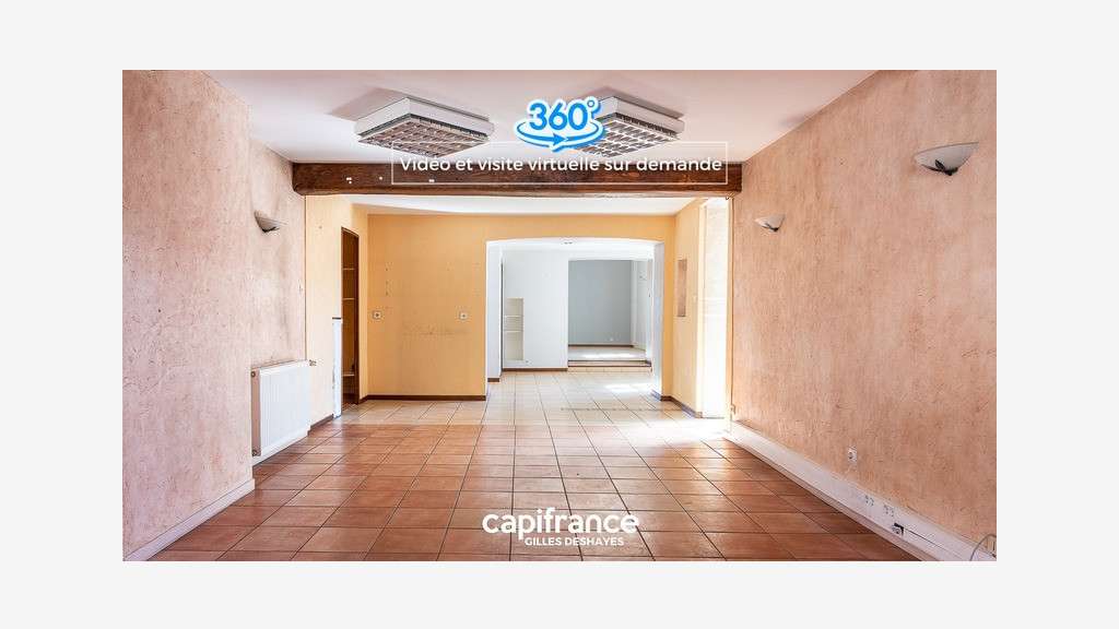 AV local cial de 129m² rue Pasteur à Villié-Morgon