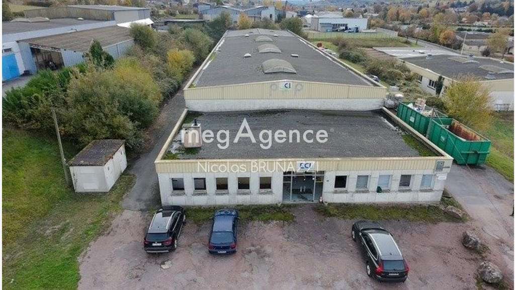 Bâtiment industriel 2112m² sur 6325m² à Vimoutiers