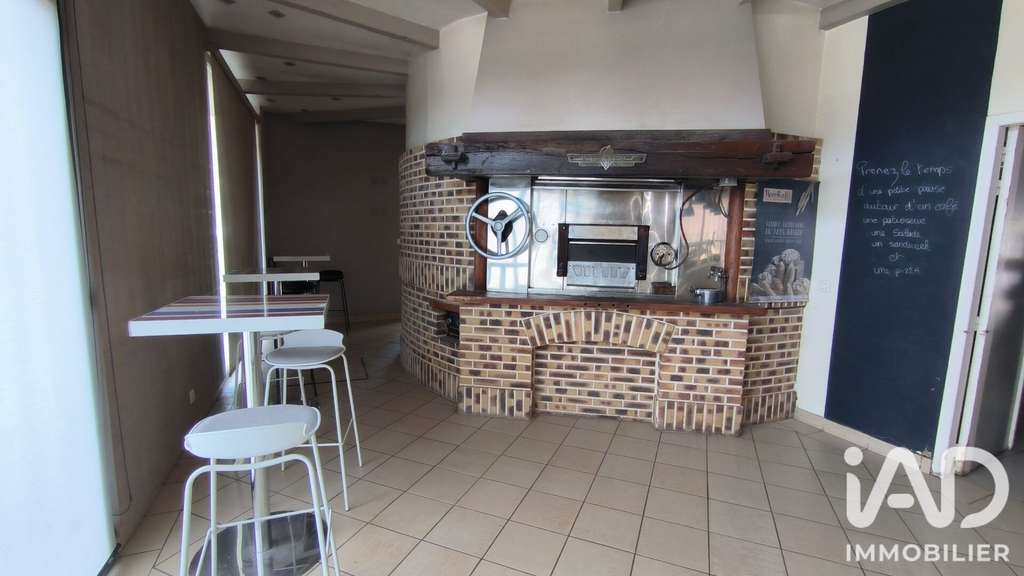 Cède local commercial 202m² à Viodos-Abense-de-Bas