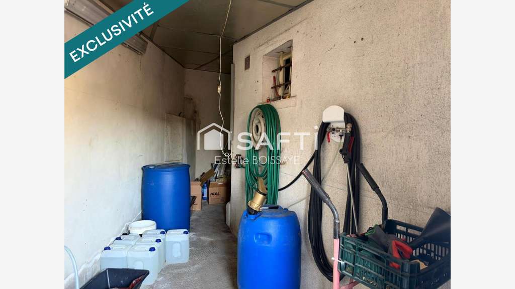 Vente local 136m² à Vire Normandie