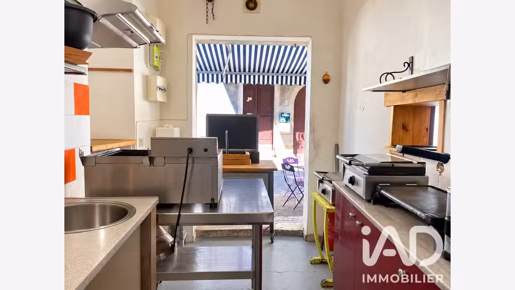Local commercial à Vogüé