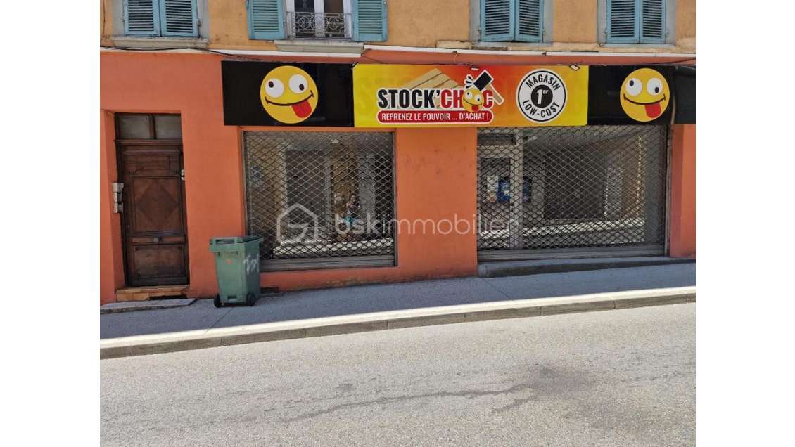 Vente murs commerciaux de 217m² à Voiron centre