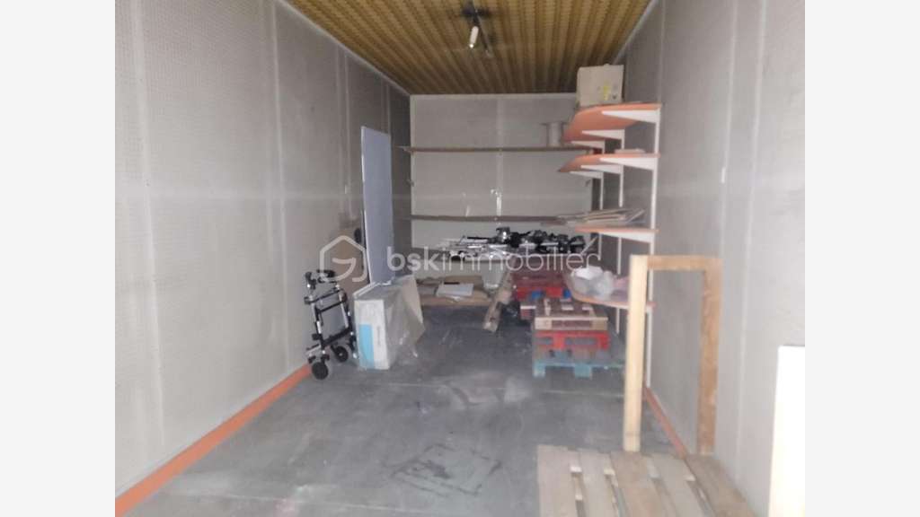 Vente murs commerciaux 217m² à Voiron centre