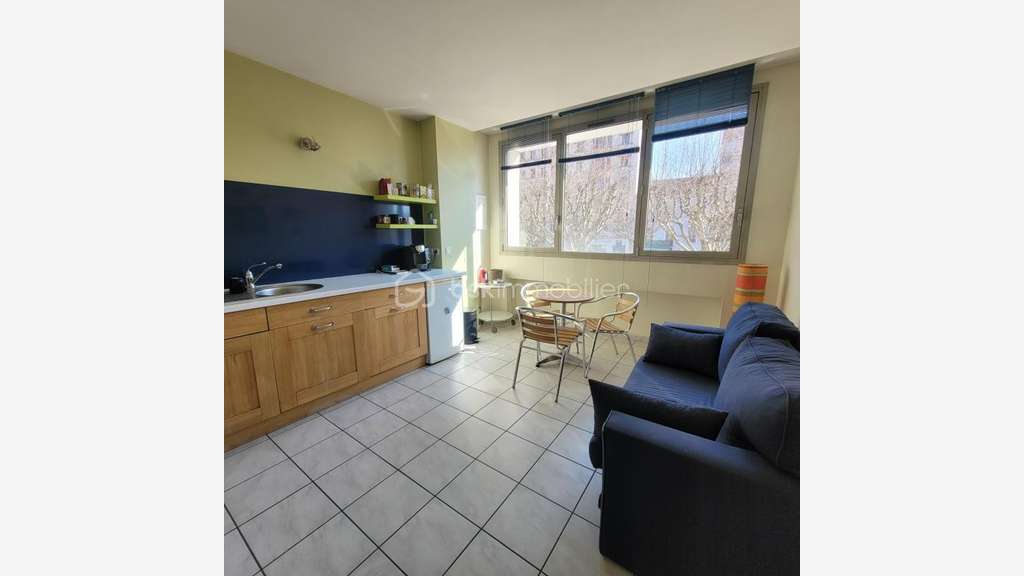 Vente local d'activité 85m² à Voiron hyper centre