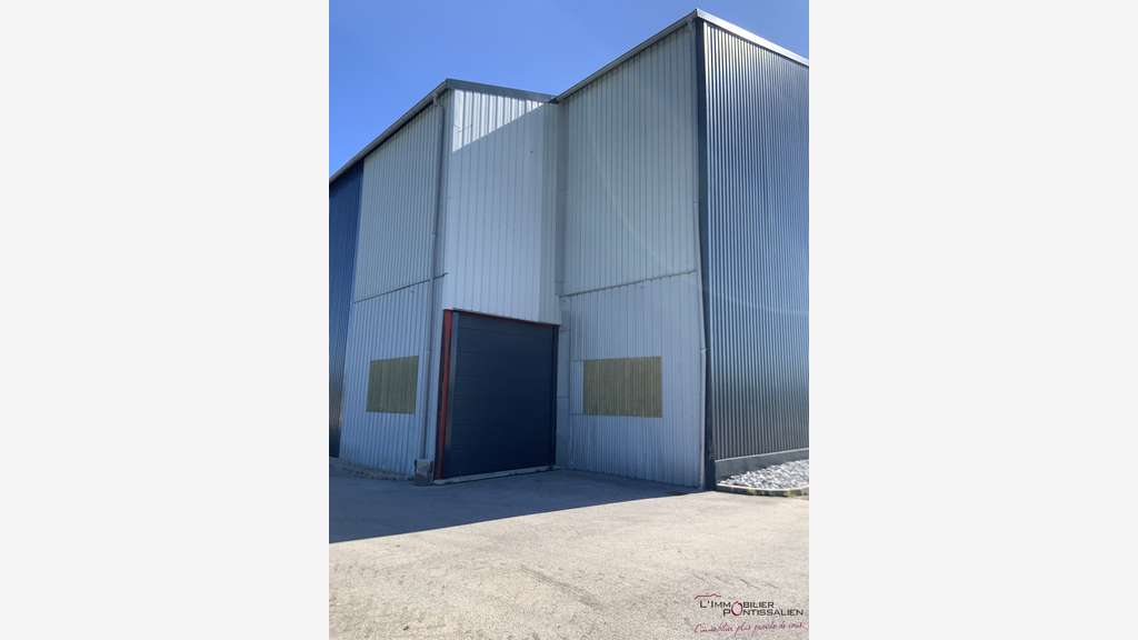 Vente bâtiment artisanal de 800m² à Pontarlier