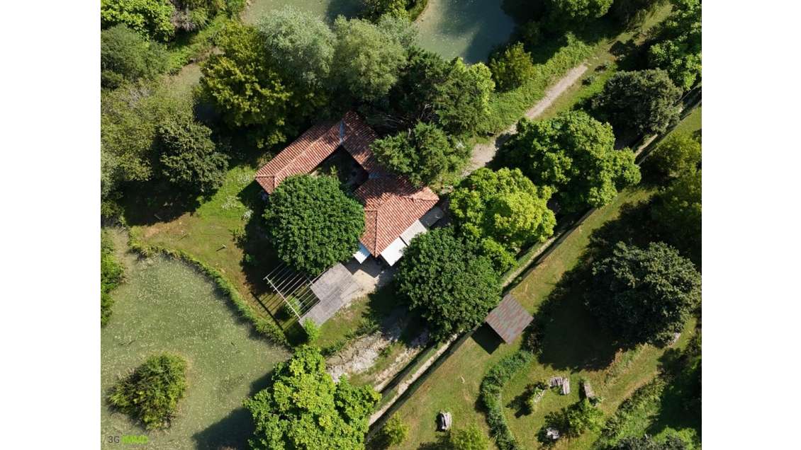 Vente bâtiment sur terrain 5ha à Cahuzac-sur-Vère
