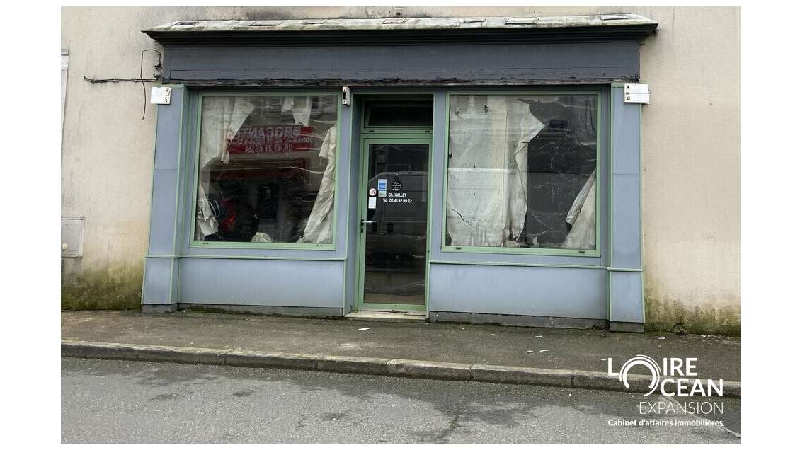 Local idéal médical 85m² à vendre à Candé