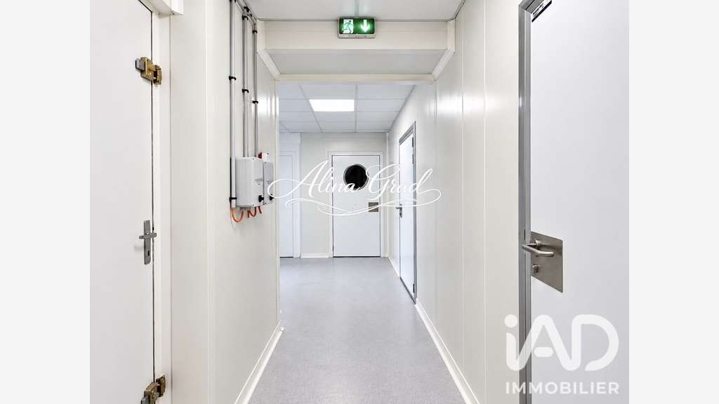 DAB local commercial 165m² à Carrières-sur-Seine
