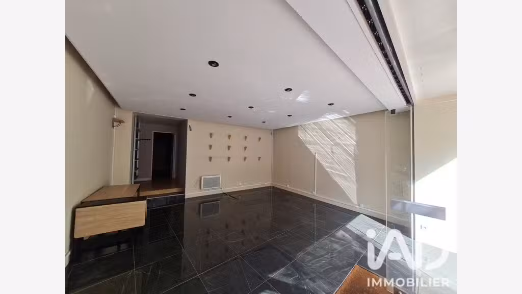 Vente murs commerciaux 55m² au Havre Coty
