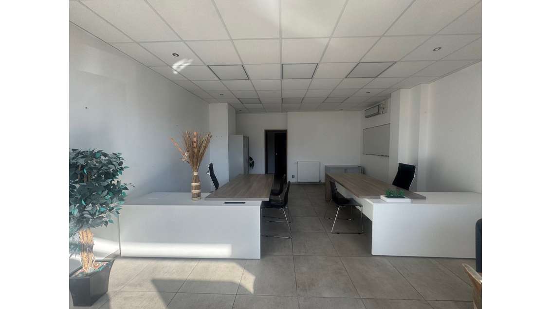 AV local commercial 124m² à Aix-les-Bains centre