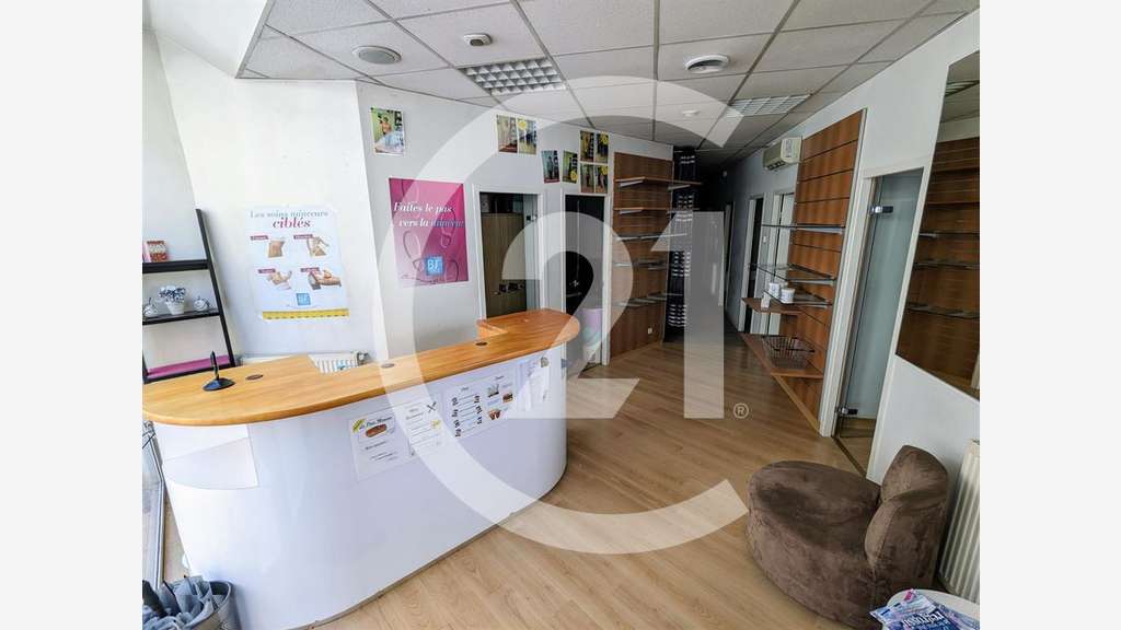 Vente local commercial 110m² à Valence centre