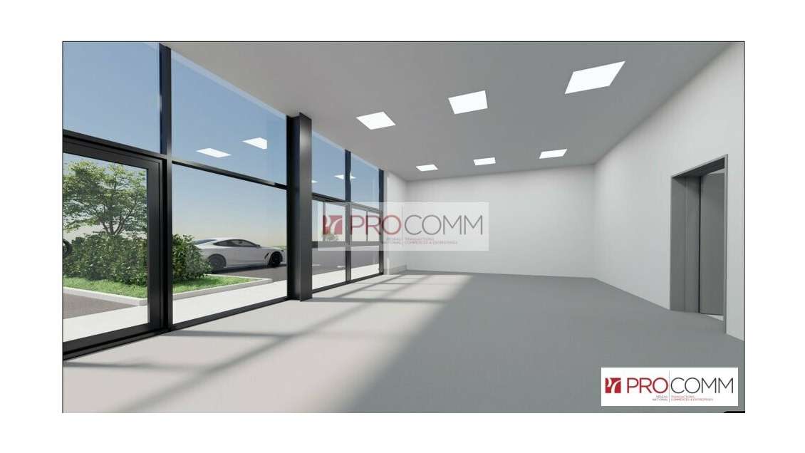 Local commercial 310m² à vendre à Chartres