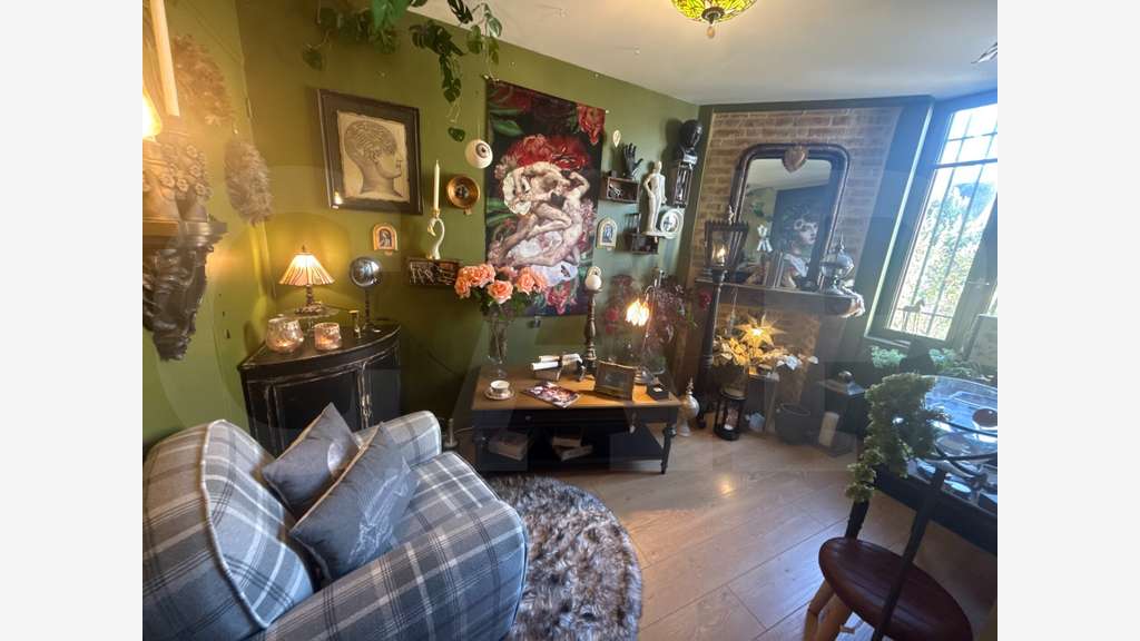AV local 115 m² rue de la Madeleine à Châteaugiron