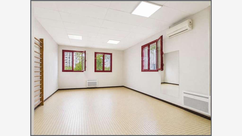 Vente local professionnel 108m² à Colomiers