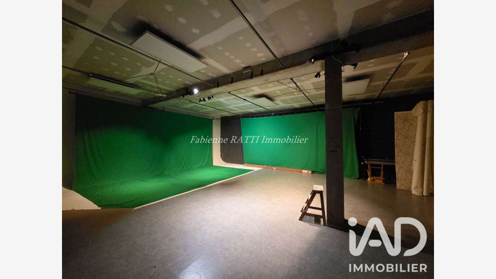 Vente local commercial à Courbevoie