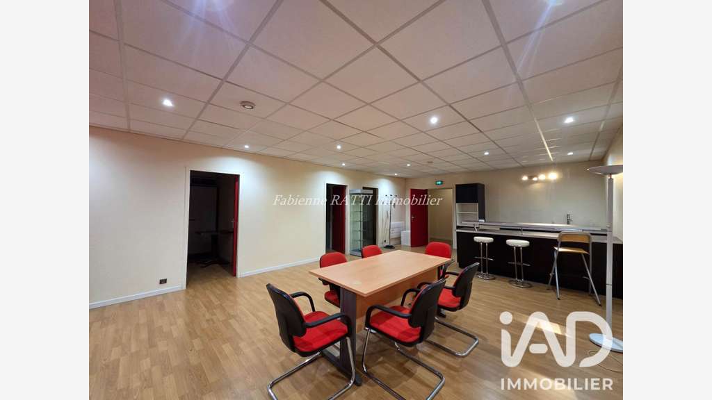 Vente local commercial à Courbevoie