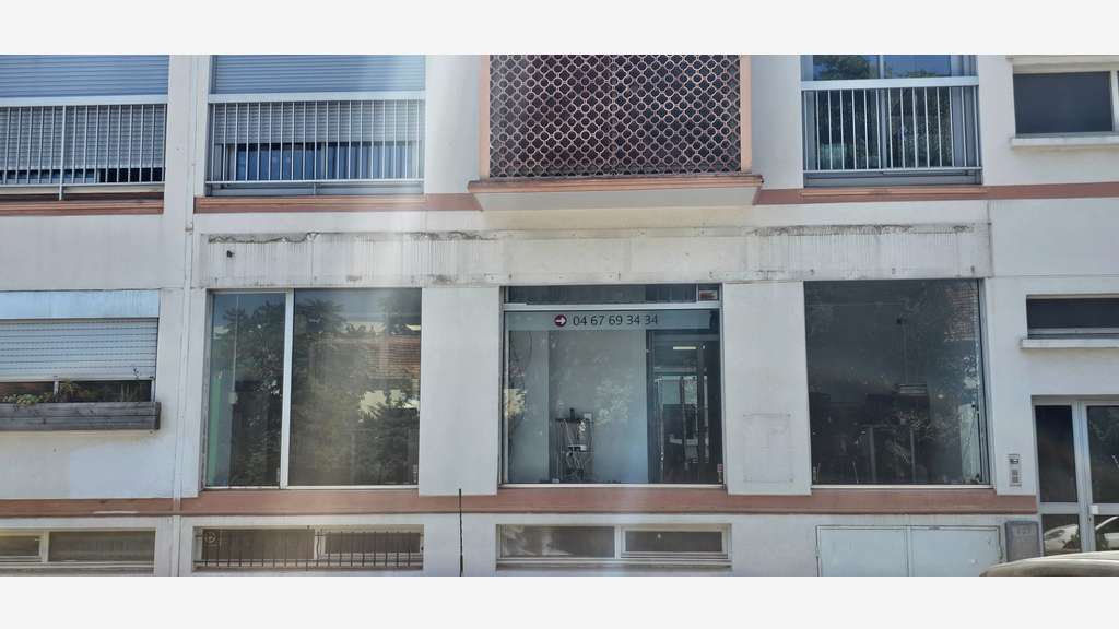 Vente local commercial 140m² Montpellier Av Maurin