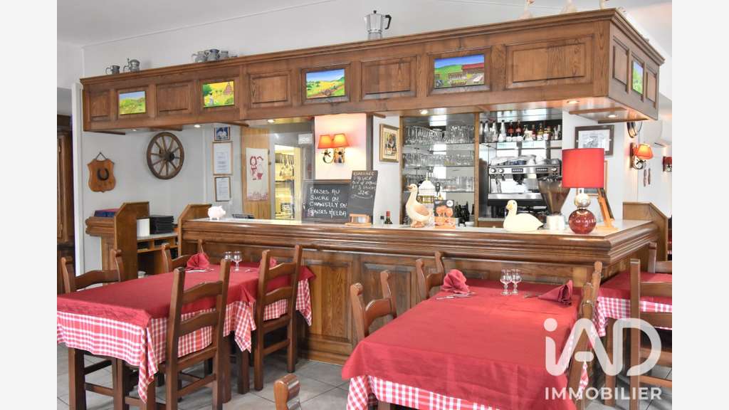 Vente murs ancien restaurant 146m² à  Forbach