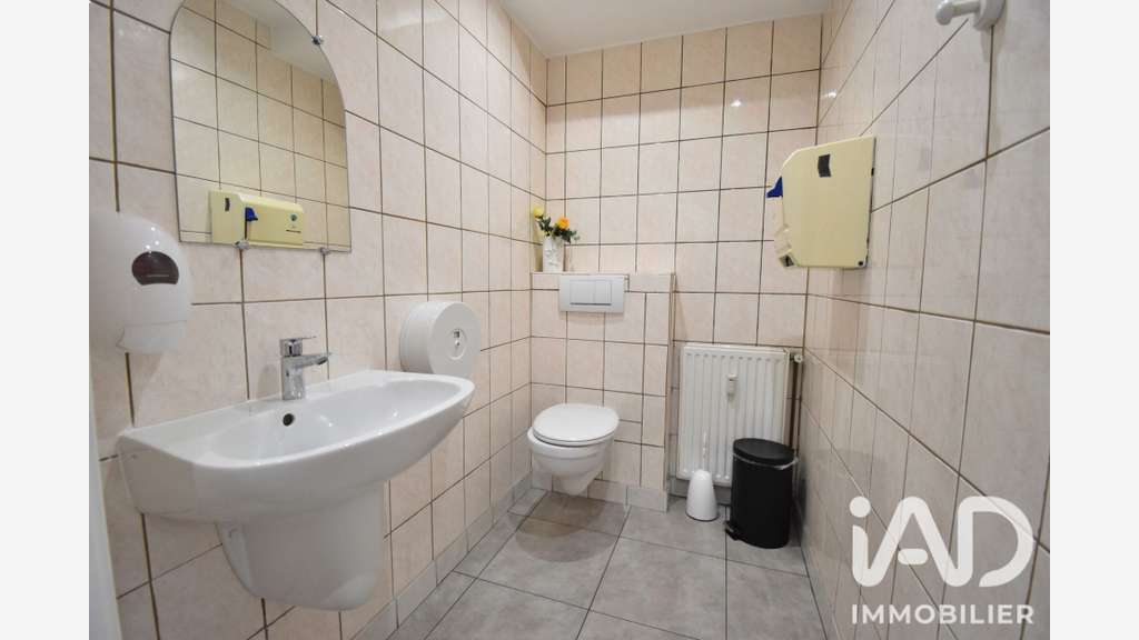 Vente murs ancien restaurant 146m² à  Forbach