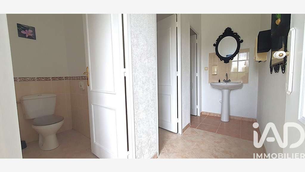 Vente local commercial 610m² à Dammartin-en-Serve
