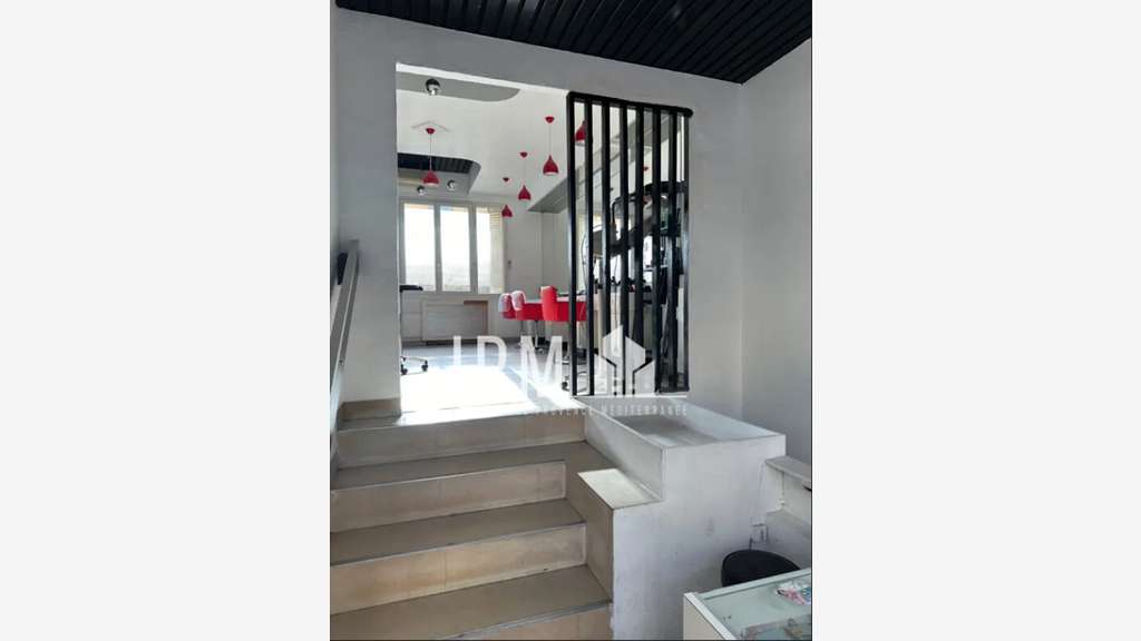 Vente local commercial de 80m² à Marseille 13004