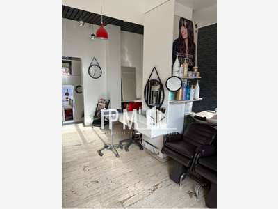 Vente local commercial de 80m² à Marseille 13004