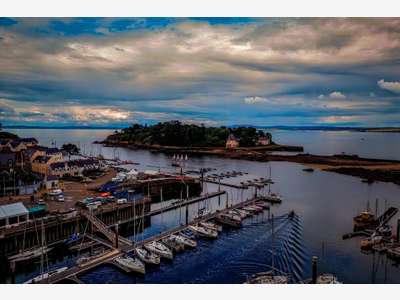 Vente beau local 67m² port de plaisance de Tréboul