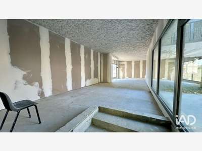 Vente local brut 87m² à Bordeaux Bastide-Niel