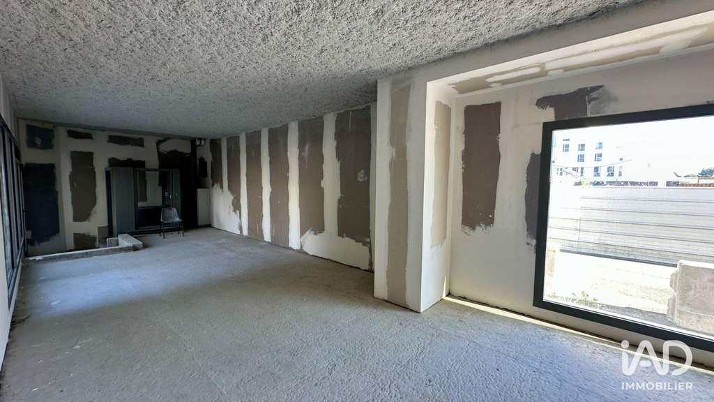 Vente local brut 87m² à Bordeaux Bastide-Niel