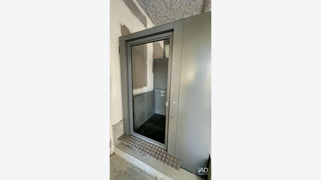Vente local brut 87m² à Bordeaux Bastide-Niel