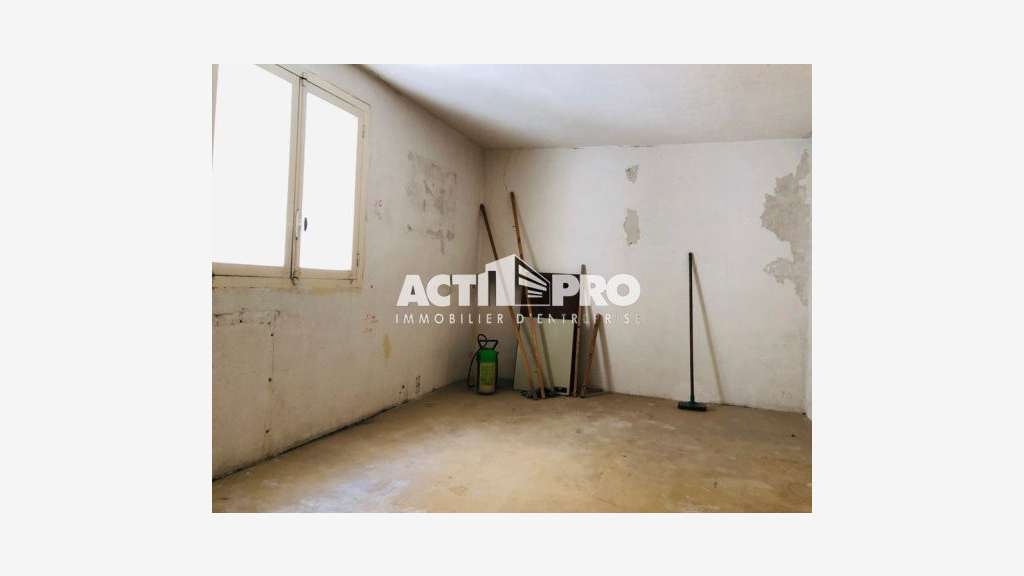 Vente murs commerciaux 90m² à Perpignan
