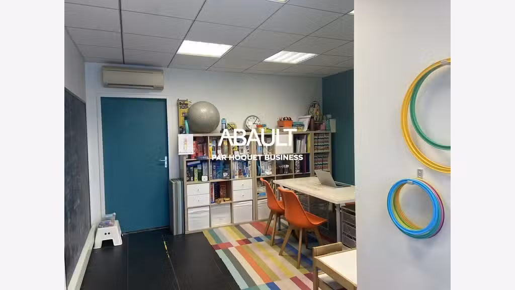 A vendre local commercial libres 50m² à Frouzins