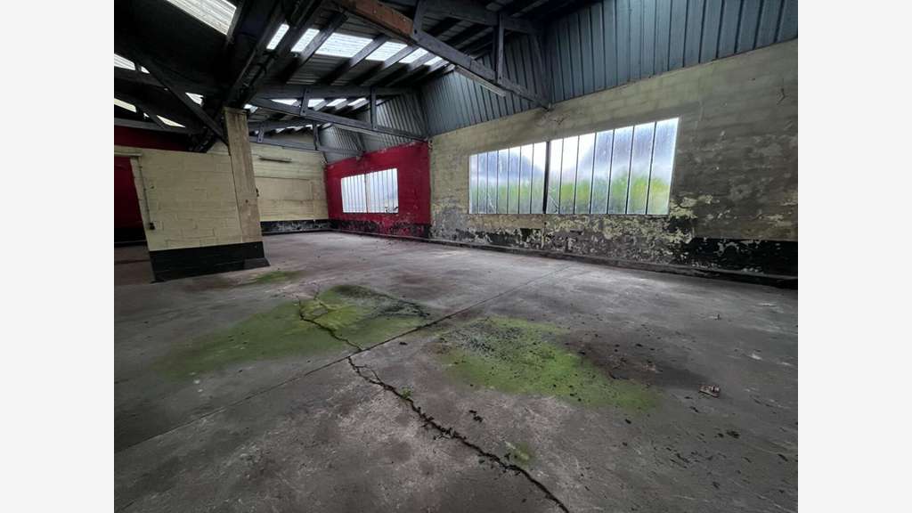 Local commercial 300m² centre de Gournay en Bray