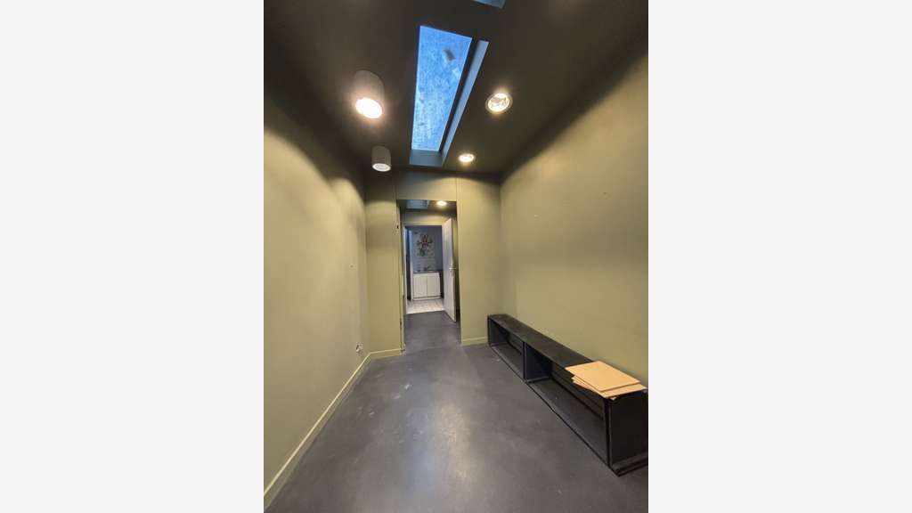 AV local commercial 70m² à Grenoble Cr Lafontaine