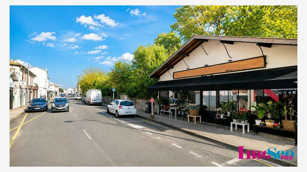 Local commercial 45m² à vendre à Gujan-Mestras