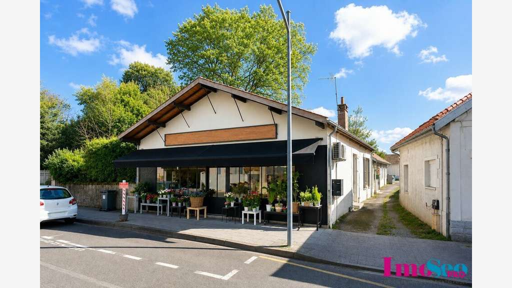 Local commercial 45m² à vendre à Gujan-Mestras