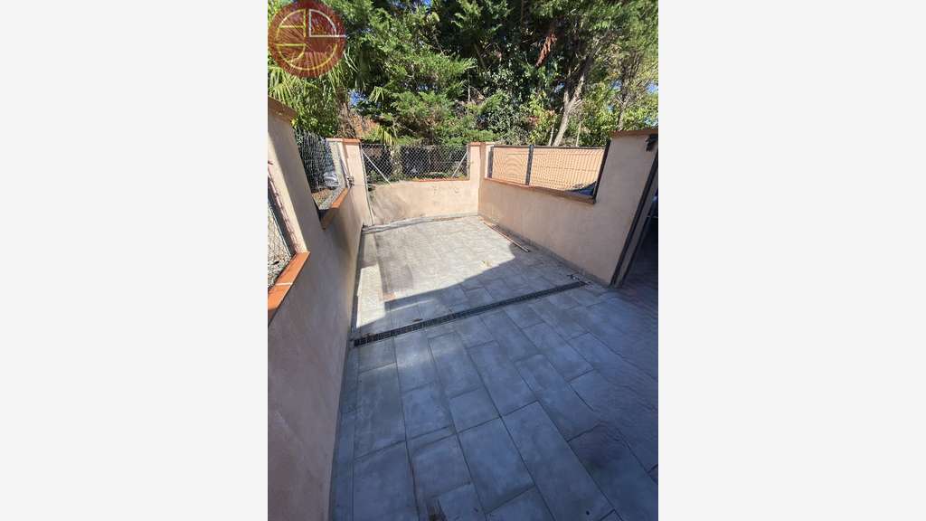 Vente local 110m² à la Salvetat-Saint-Gilles