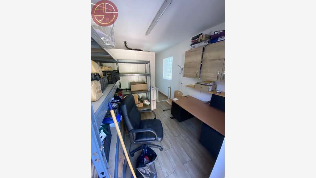 Vente local 110m² à la Salvetat-Saint-Gilles