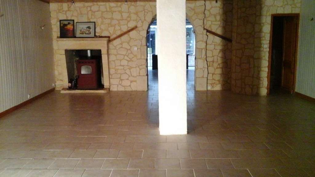 Vente local commercial 120m² à Lalinde