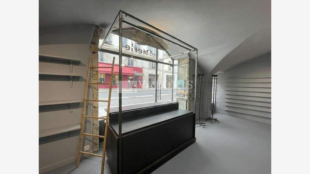 Local 86m² à vendre à Lyon 2e Place Bellecour