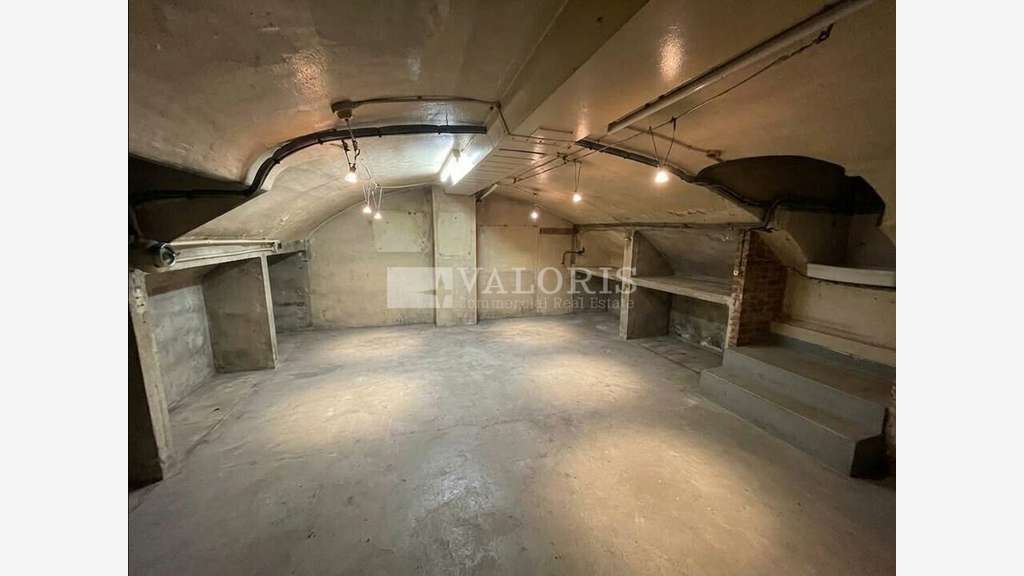 Local 86m² à vendre à Lyon 2e Place Bellecour