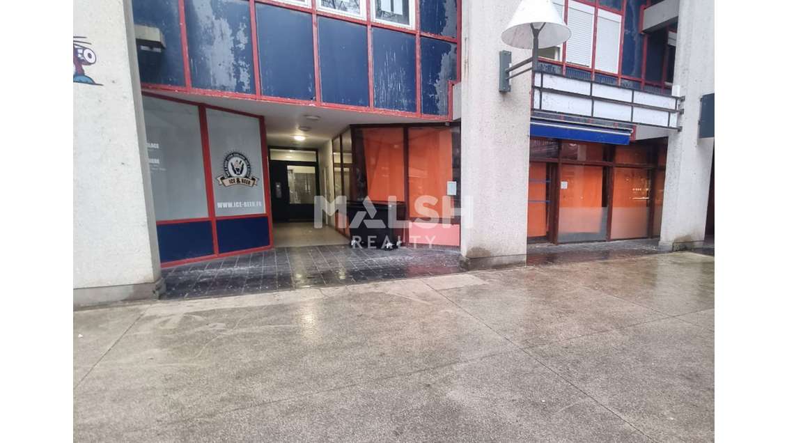 Vente local commercial 230m² à Lyon 7e Gerland