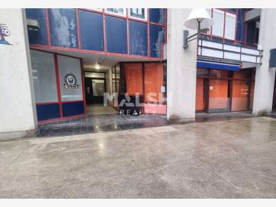 Vente local commercial 230m² à Lyon 7e Gerland
