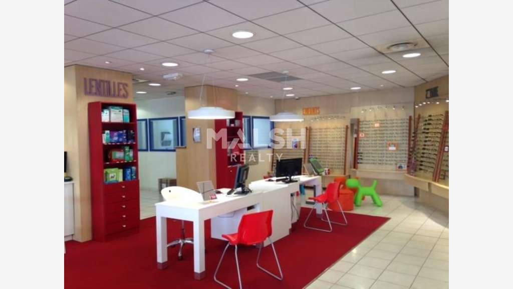 Vente local commercial 226m² à Lyon 69009 Vaise