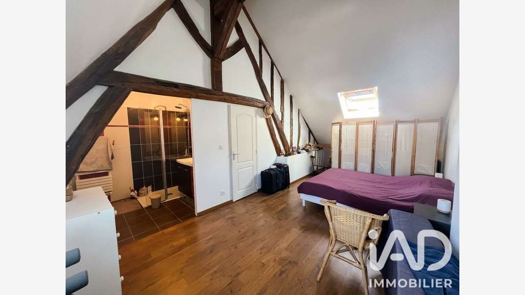 Vente local 132m² et appartement à Maintenon