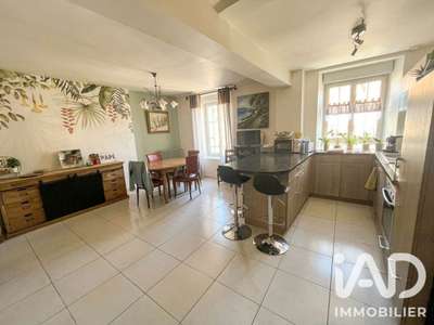 Vente local 132m² et appartement à Maintenon