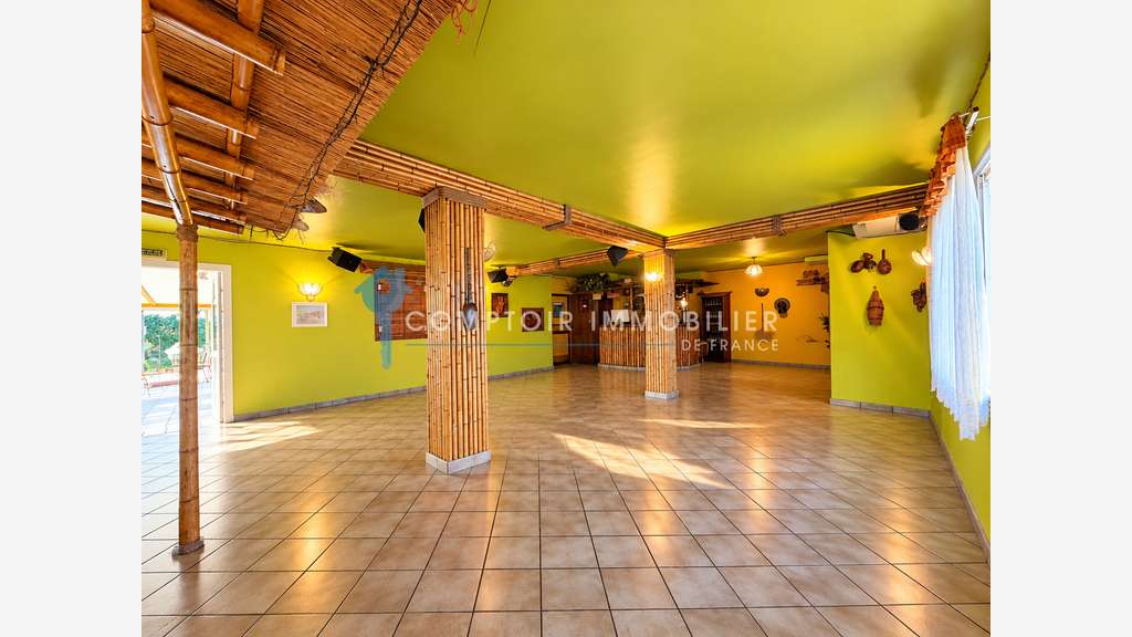 Ensemble immobilier à fort potentiel à Marignane