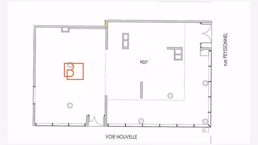 Local d'angle à vendre 203m² La Joliette 13003