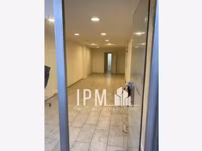Vente local 50m² loué Marseille La Blancarde 13004